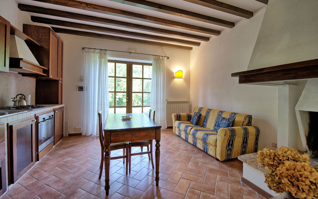 Casale Chieteno: Kitchen, Living Room