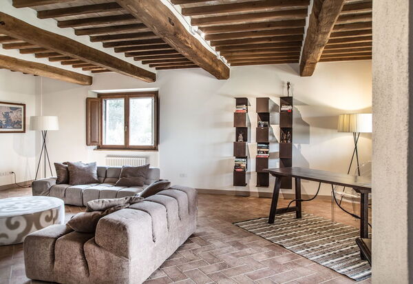 Villa Chiugi: Wohnzimmer