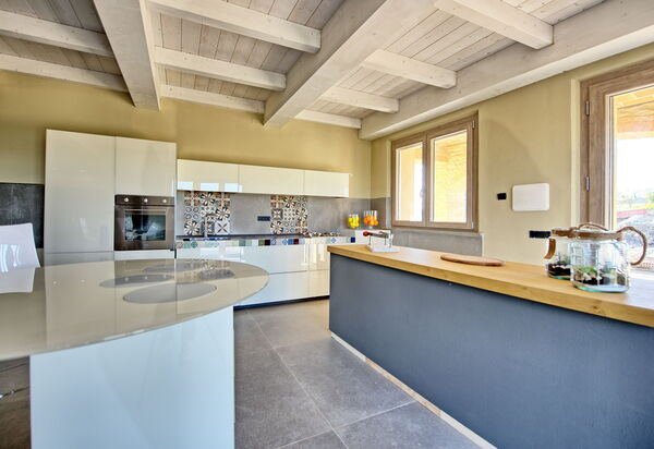 Villa Campana: Kitchen