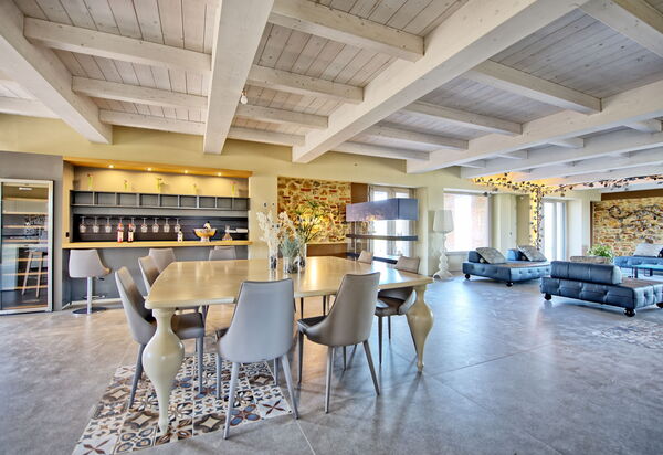 Villa Campana: Dining Room, Living Room