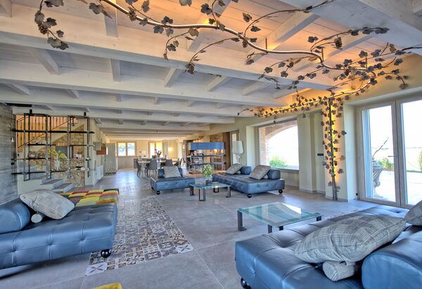 Villa Campana: Living Room