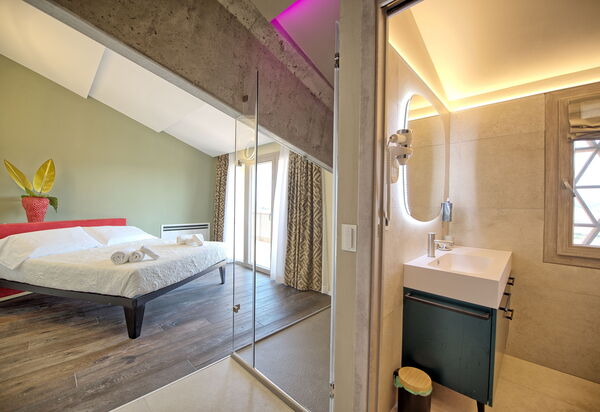 Villa Campana: Bathroom, Bedroom