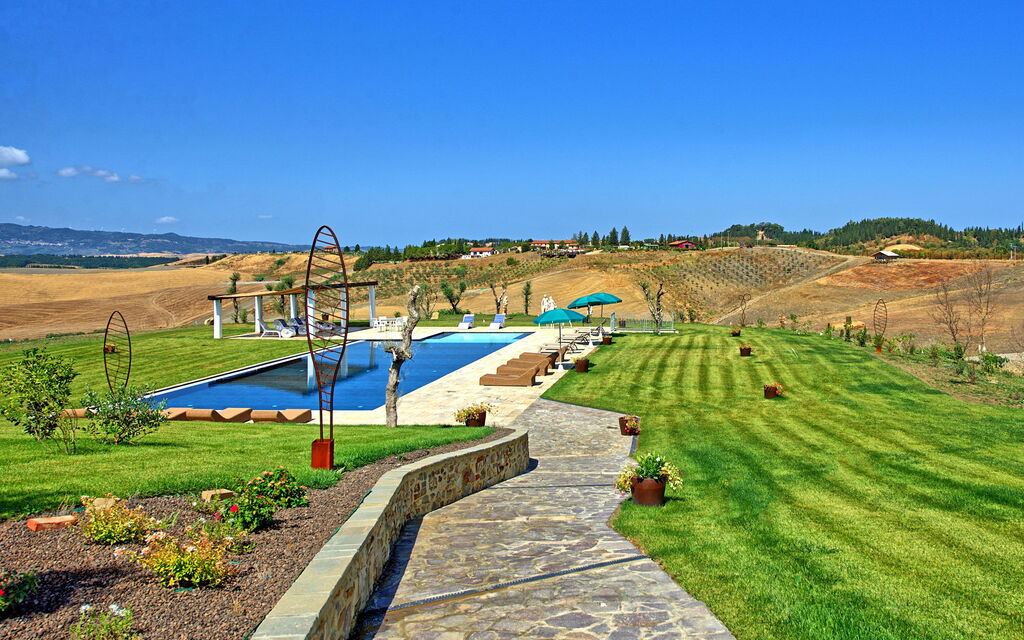 Villa Campana: Garden, Pool, Scenic View, Summer
