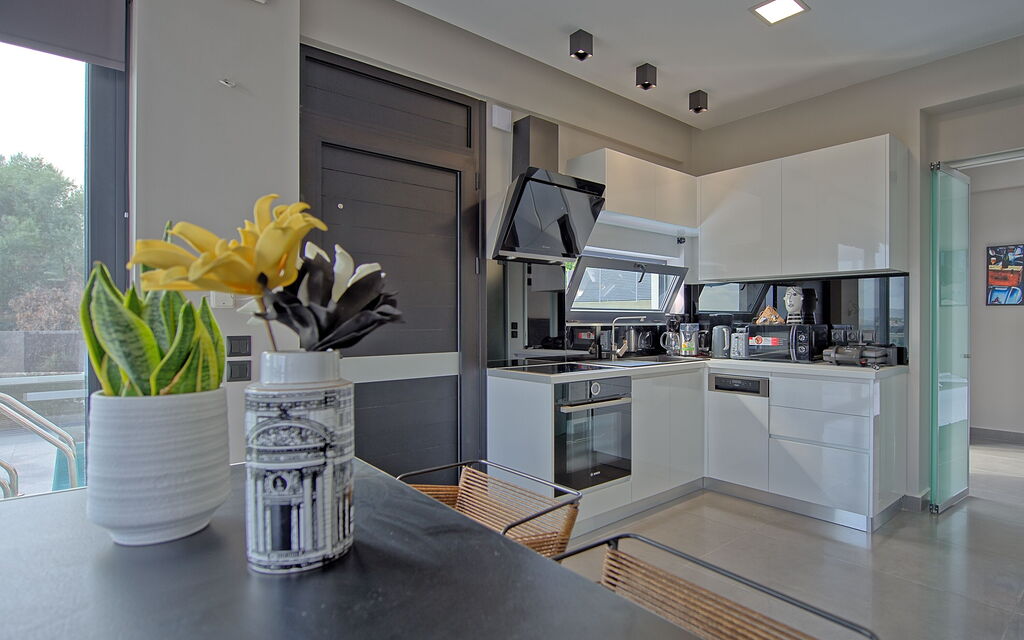 Villa Popi: Cucina, Sala da pranzo