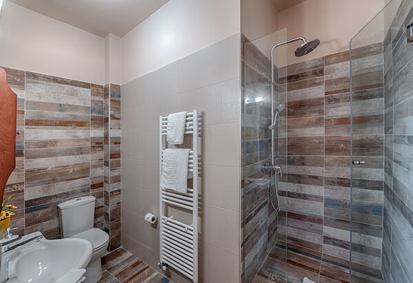 Villa Despanto: Ванная комната