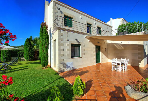 Villa Politini: Have, Udvendige