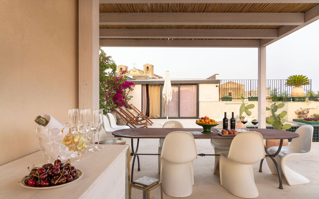 Aurispa: Balcony / Terrace / Patio