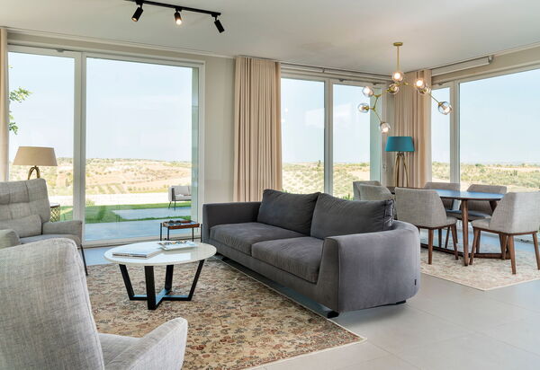 Villa Colleverde: Cuisine, Salle à manger, Salon