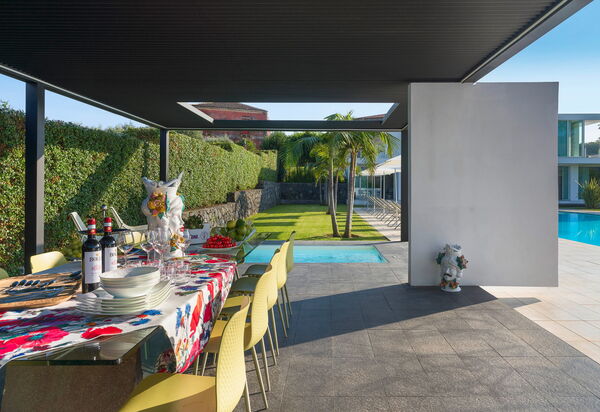 Villa Greta: Балкон / Терраса / Патио, Сад