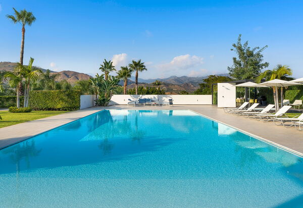 Villa Greta: бассейн