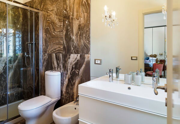 Villa Estella: Badrum