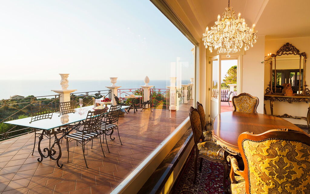 Villa Estella: all'aperto, Balcone / Terrazza / Patio