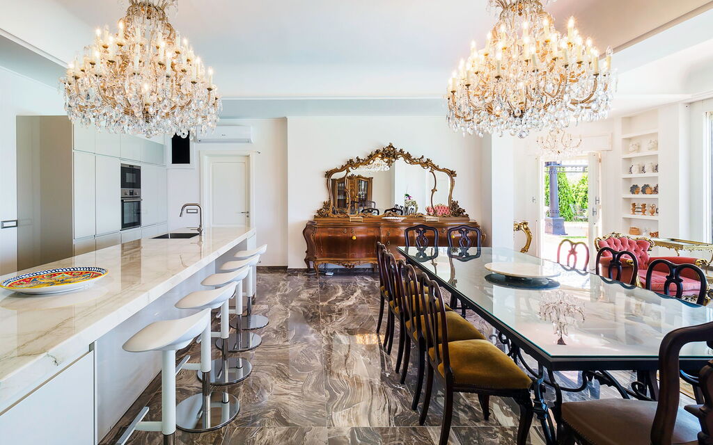 Villa Estella: Cucina, Sala da pranzo
