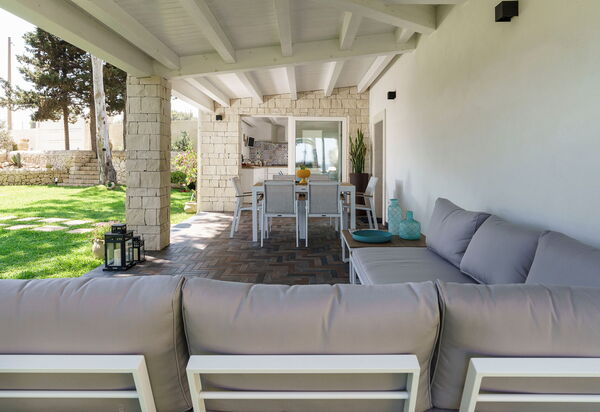 Marinella Punta Milocca: Balkon / terras / patio