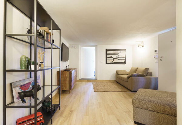 Marinella Punta Milocca: Woonkamer