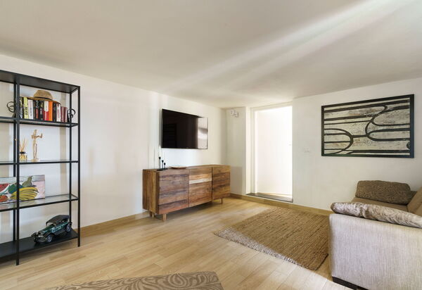 Marinella Punta Milocca: Woonkamer