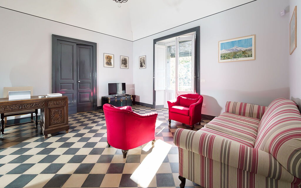 Villa Nerello: Living Room