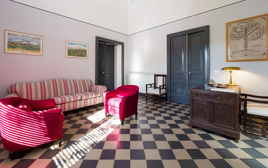 Villa Nerello: Living Room