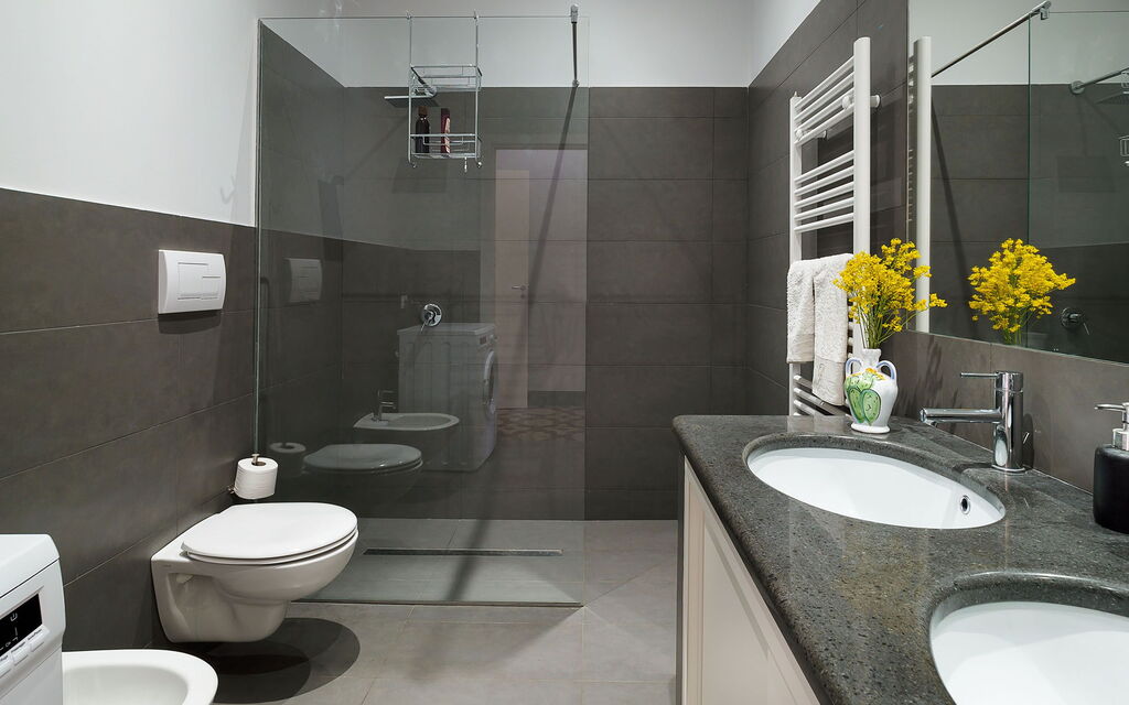 Villa Nerello: Bathroom