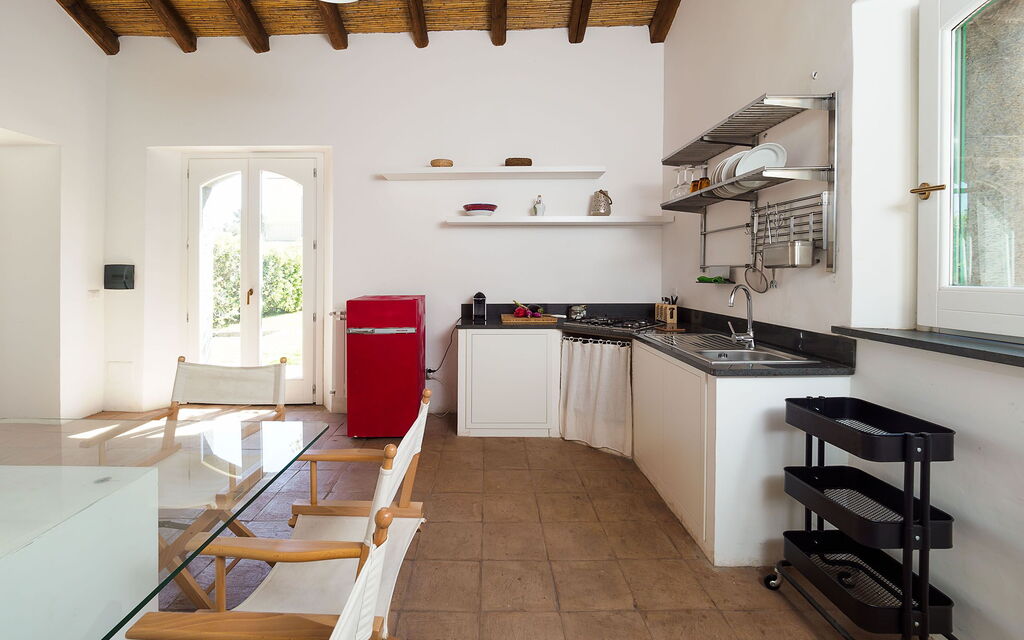 Villa Nerello: Dining Room, Kitchen