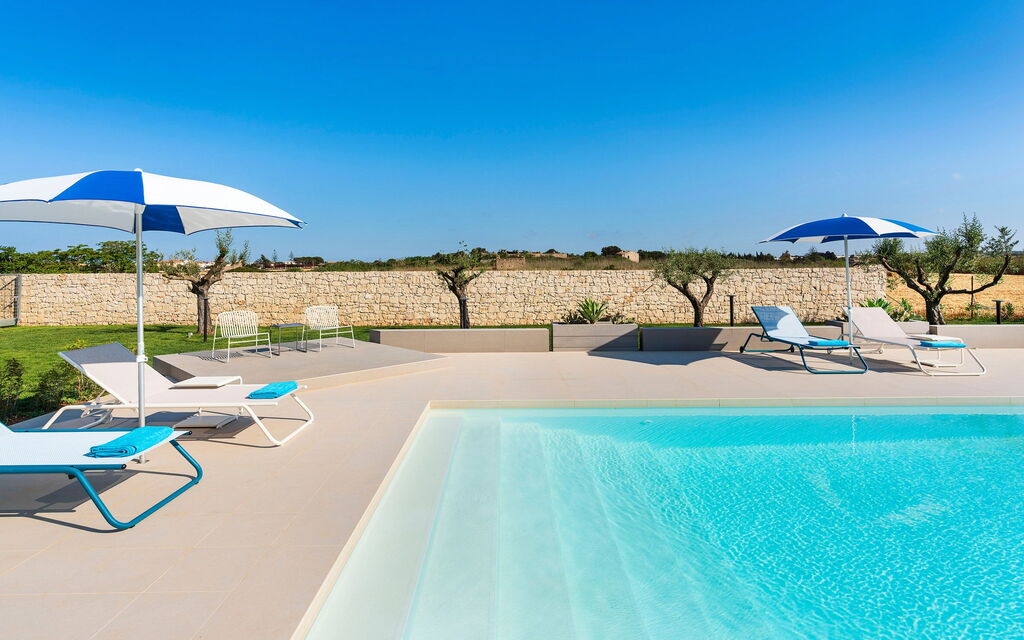 Villa Mia: pool, Udendørs