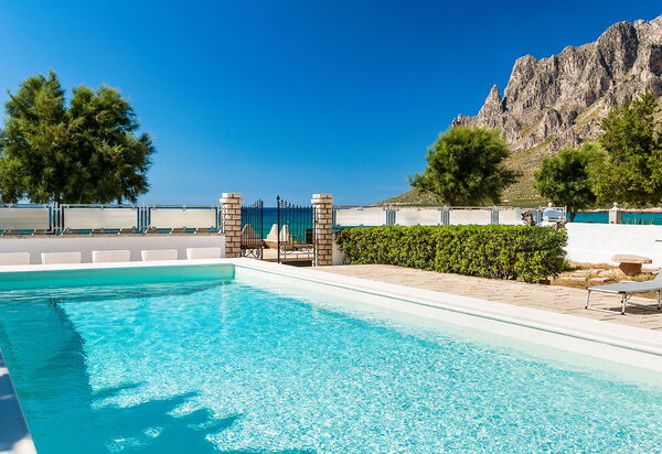 Profumo Di Mare: bassin, Extérieur