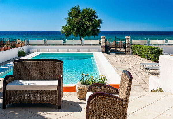 Profumo Di Mare: bassin, Extérieur