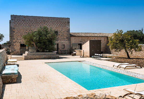 Villa Edicole: Buitenkanten, Buitenshuis, zwembad