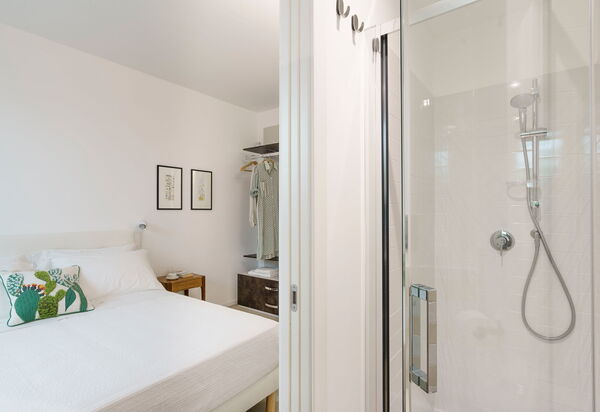 Villa Meravilla: Ванная комната, Спальня