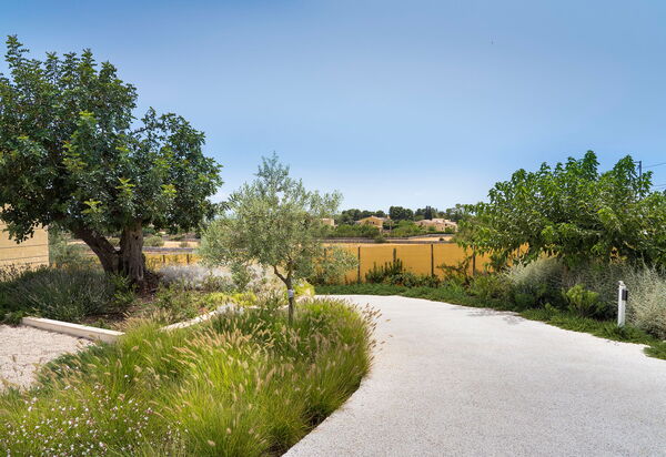 Villa Meravilla: Главный вход, Открытый, Сад