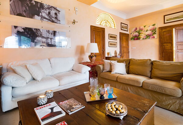 Villa Mila: Гостиная