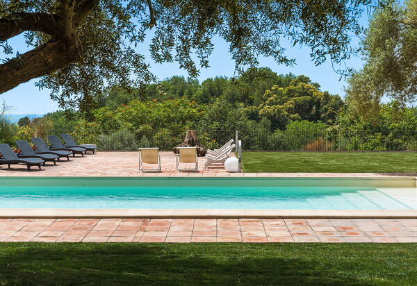 Villa Mila: бассейн, Открытый, Сад, Экстерьеры