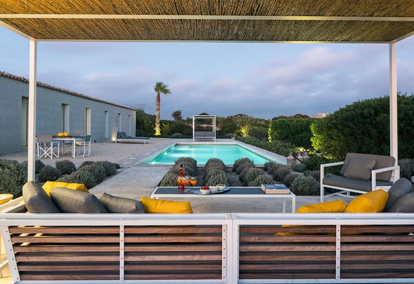 Villa Hybla: Balkon / terras / patio, Buitenshuis