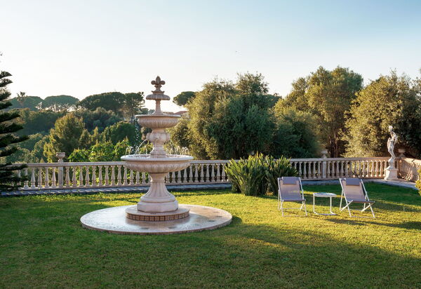 Villa Girasole: Открытый, Сад