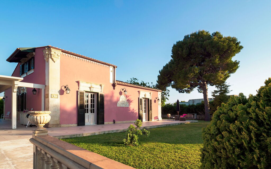 Villa Girasole: Building Exterior, Garden, Outdoor