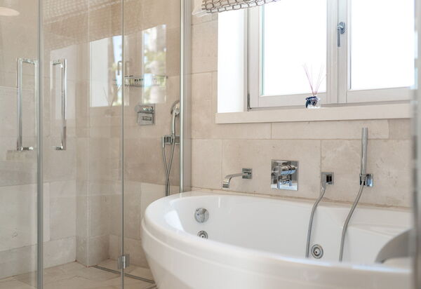 Villa Bellavista: Bad