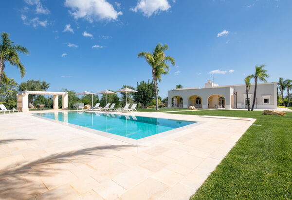 Villa Bellavista: Ansichten, Draussen, Garten, Schwimmbad