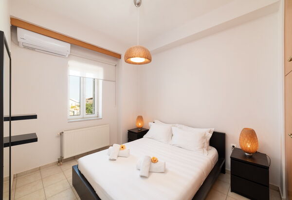 Aria: Bedroom