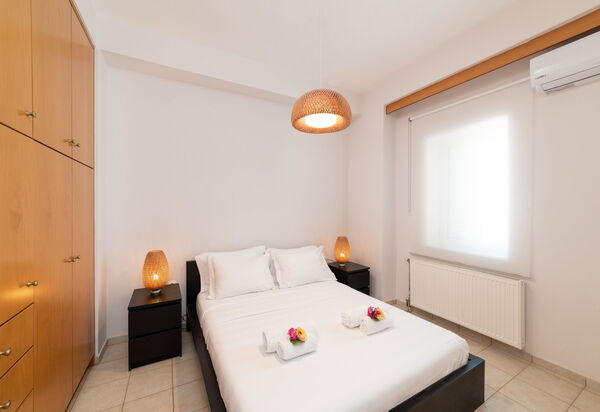 Aria: Bedroom