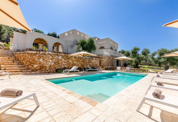 Corte Dei Messapi Sleeps 24