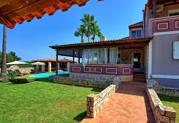 Villa Milon: Открытый, Сад