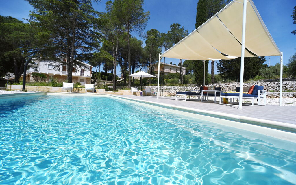 Villa Pica: Outdoor, Pool, Summer