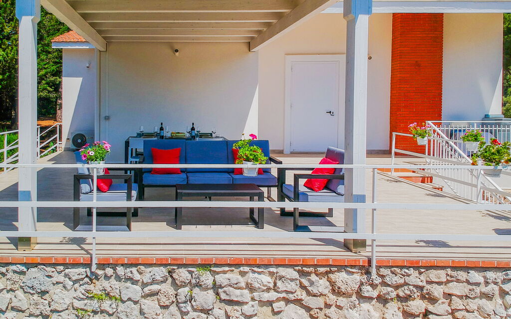 Villa Pica: Balcony / Terrace / Patio, Building Exterior, Outdoor