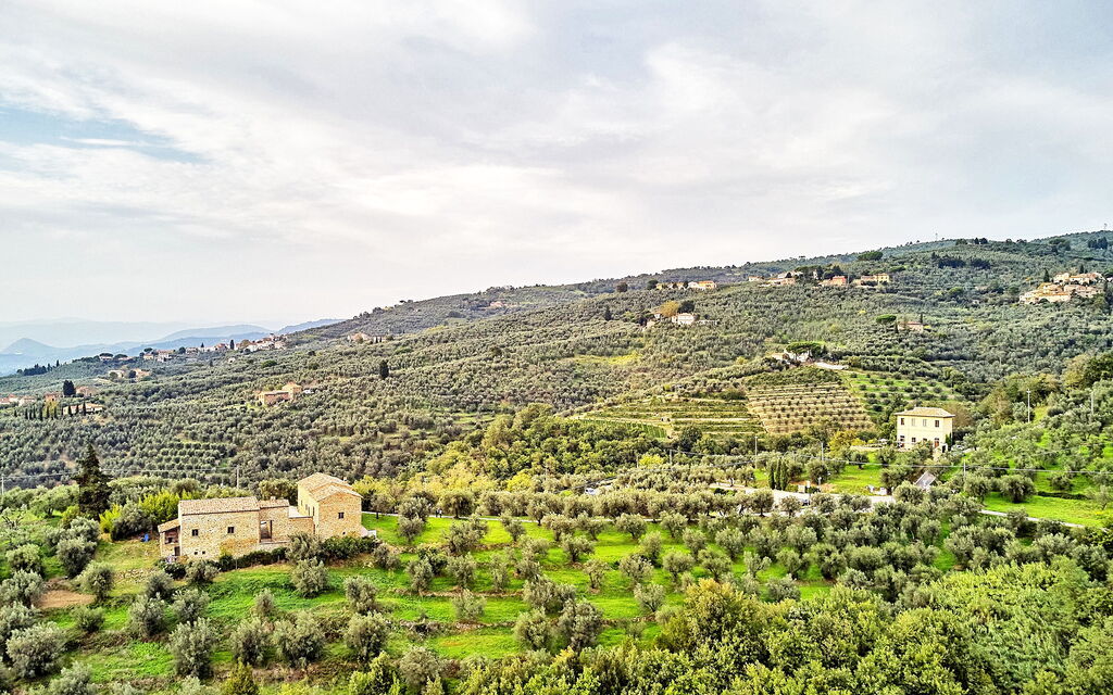Casa Lionardo: Buitenshuis, Keer bekeken