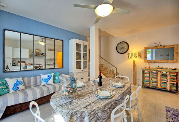 Casa Riva: Esszimmer, Wohnzimmer