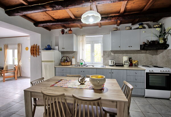 Aretousa: Кухня, Столовая