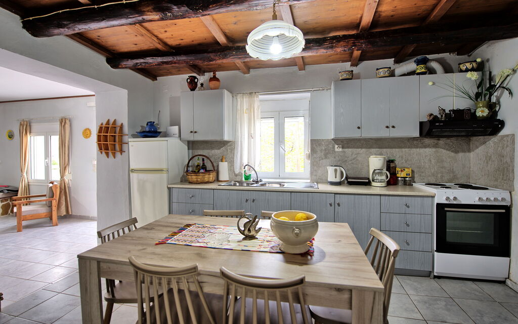 Aretousa: Cucina, Sala da pranzo