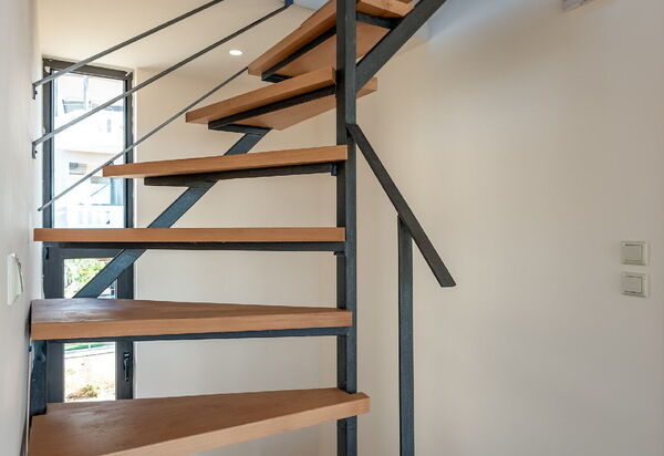 Iris: Другая комната