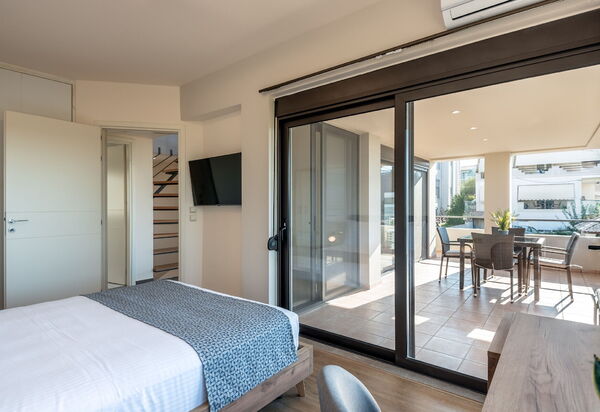 Dioni: Balcon / Terrasse / Patio, chambre à coucher, Vues