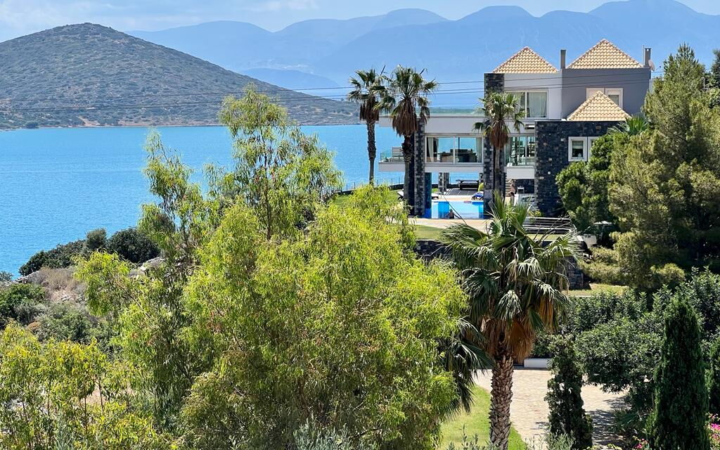 Villa Marina: Ansichten, Draussen, Sommer